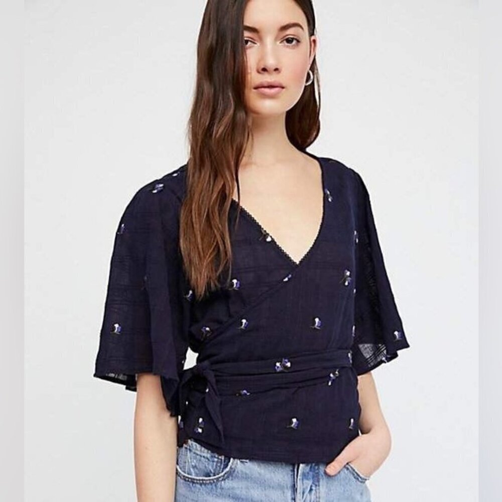 Free People XS Navy Blue Embroidered Wrap Blouse – Cotton, Boho Floral Tie Front